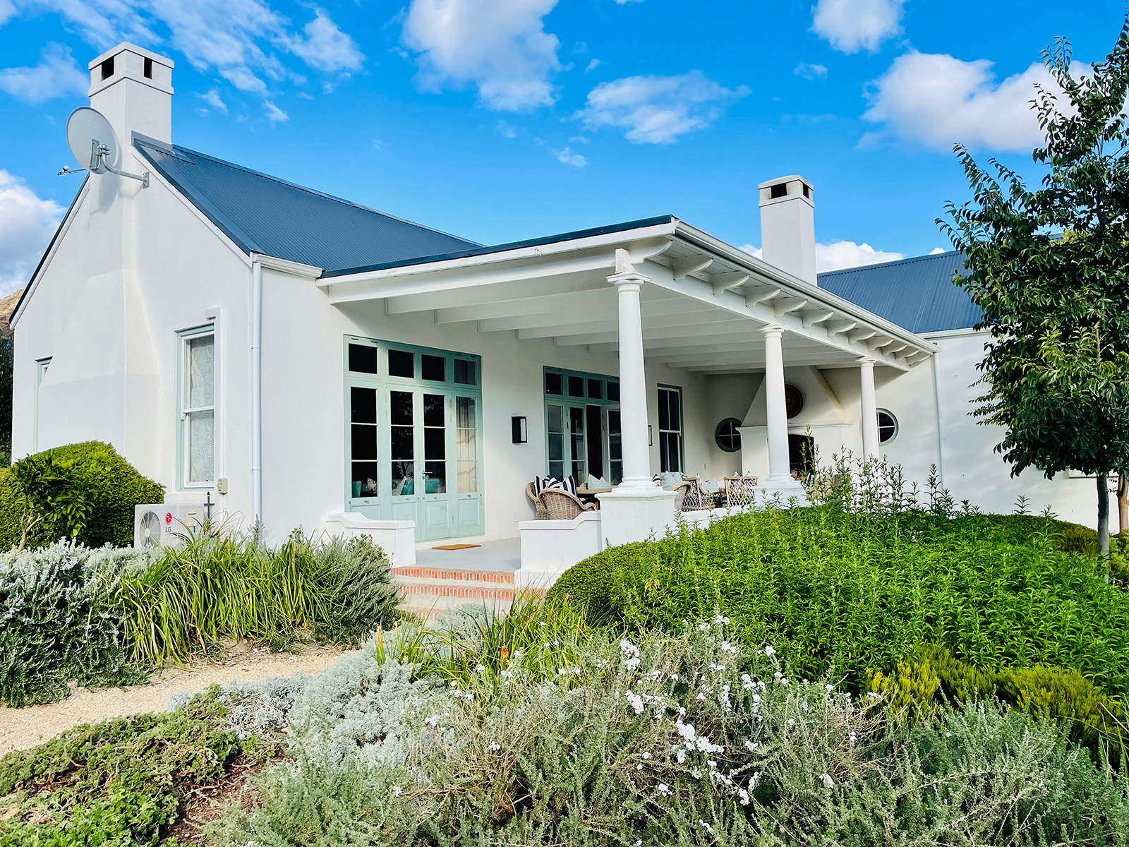 Een van de accommodaties van La Cotte Farm in Franschhoek