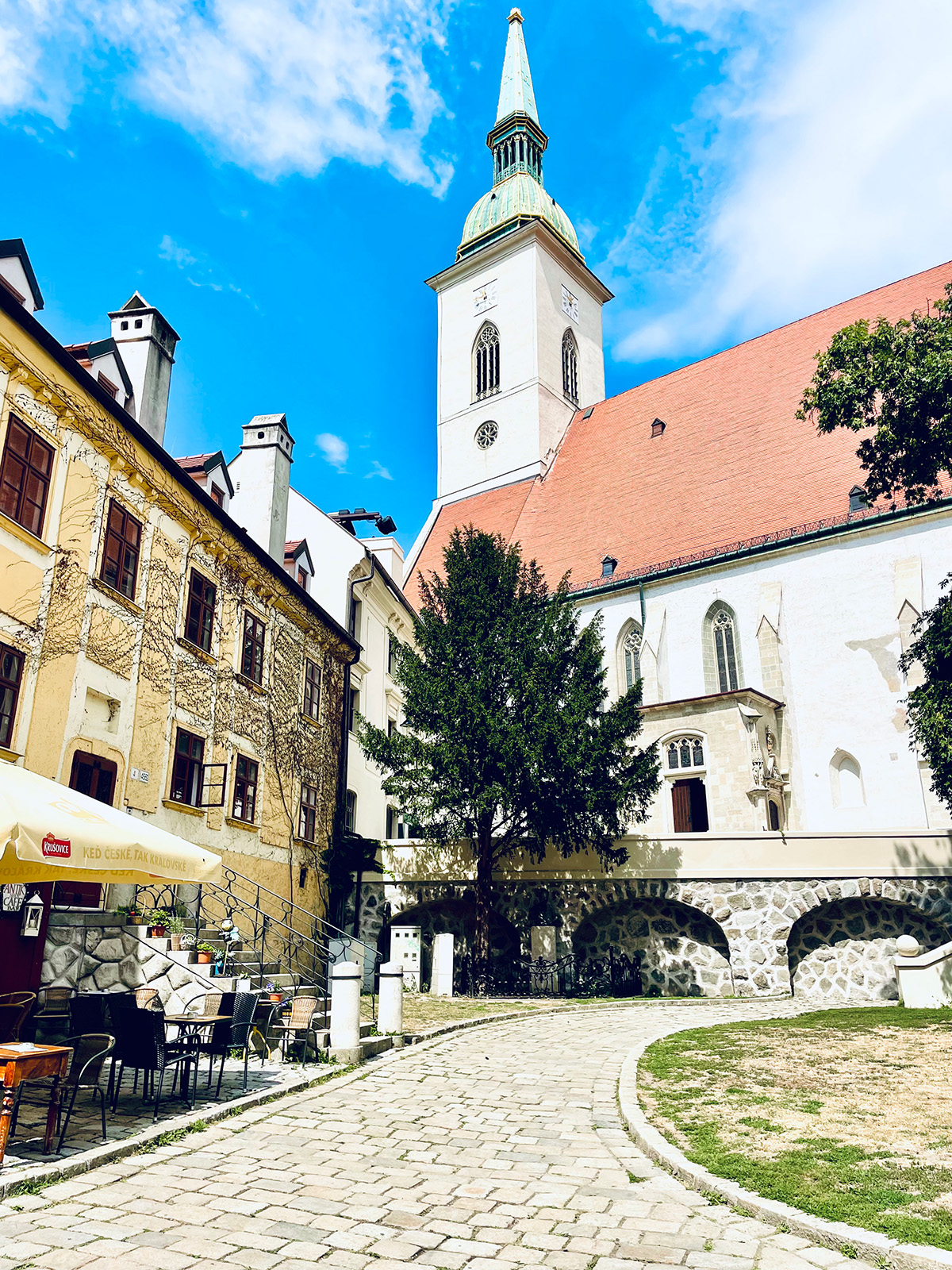 Old town een van de highlights voor Bratislava in een dag! 