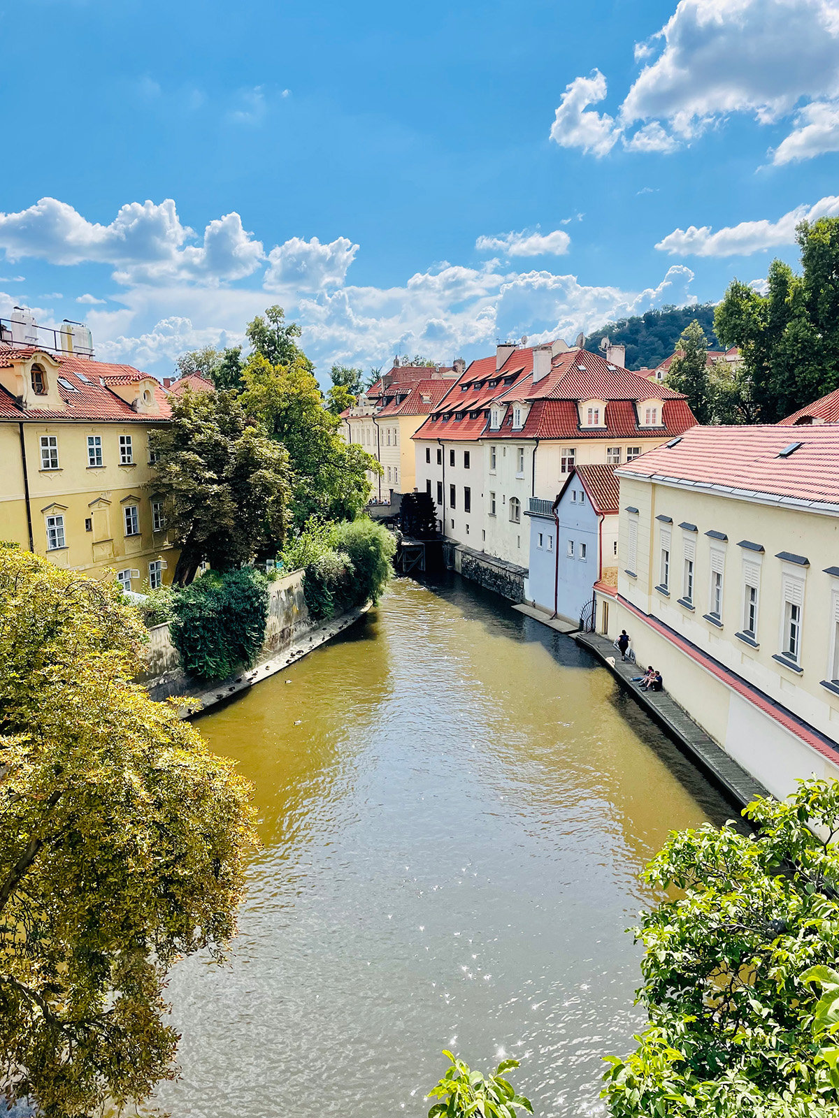 Het Čertovka waterrad, een van de highlights van Praag